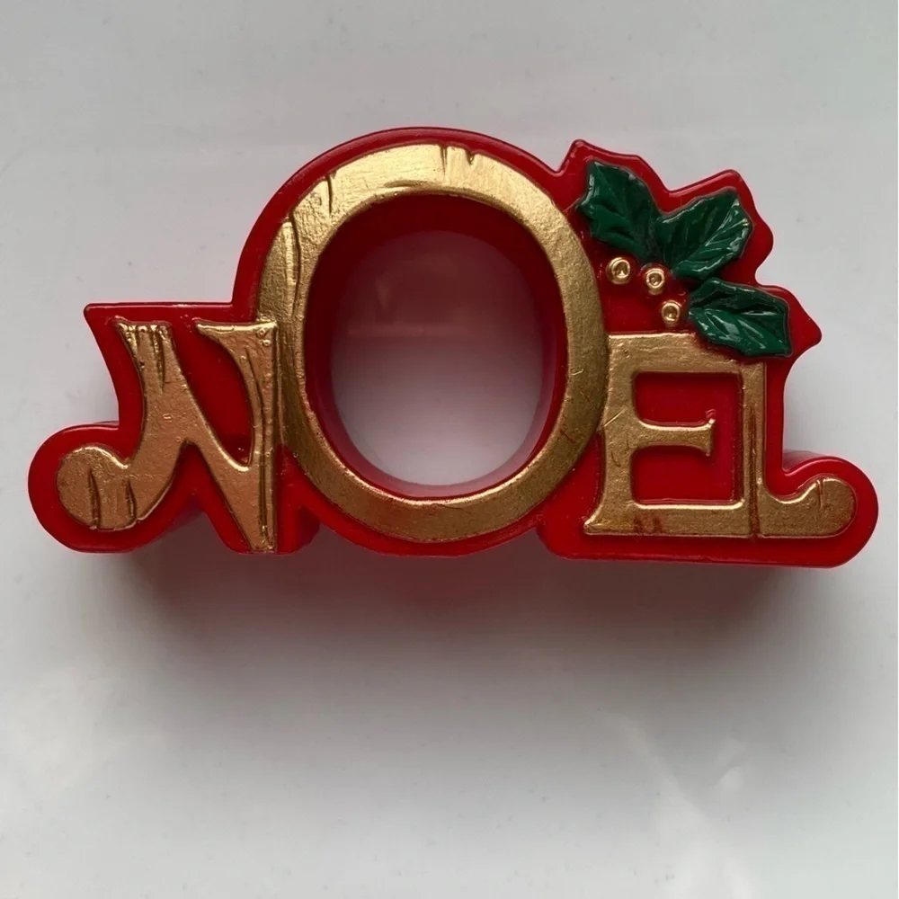 Crate&Barrel Holiday Red Green Gold Plastic Resin Noel Joy Napkin Rings Set of 4